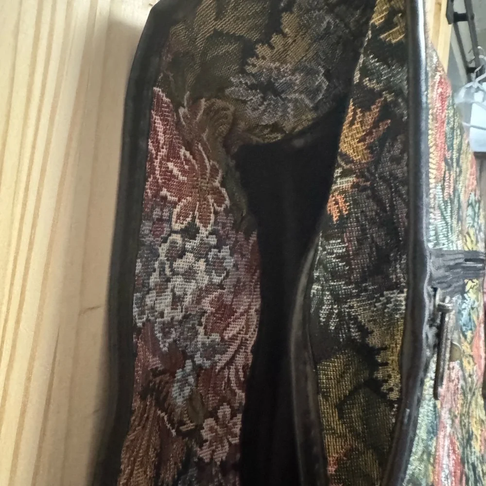 Vintage Verdi Floral Tapestry Folding Garment Travel Luggage